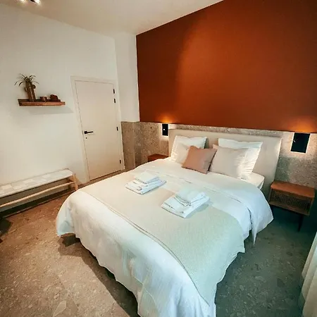 Maison D'arnaud منزل للإقامة خنت